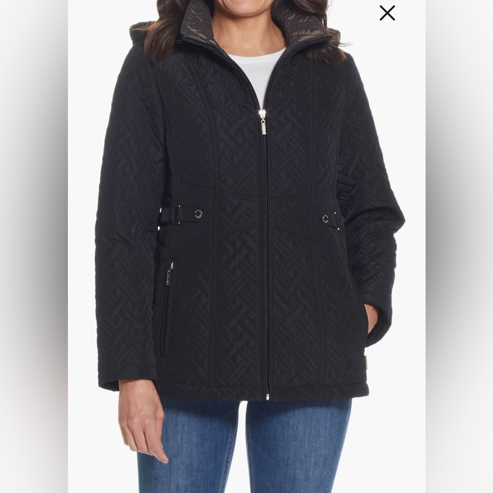 Black Quilted Puffer Jacket with Zipper Closure